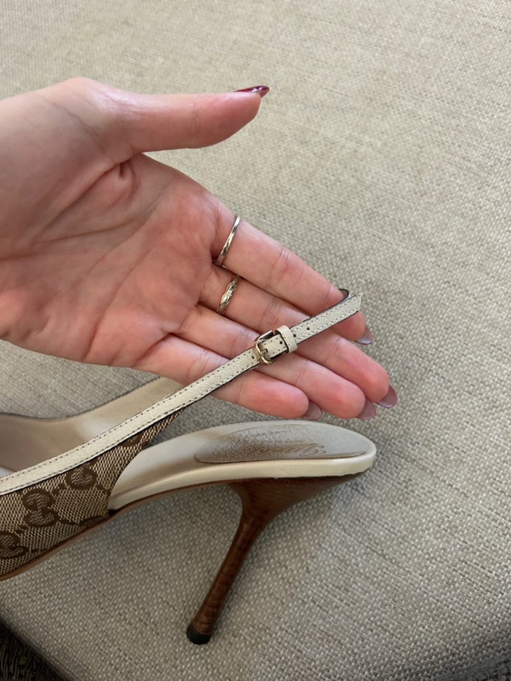 Vintage Gucci high heels - Picture 6 of 6